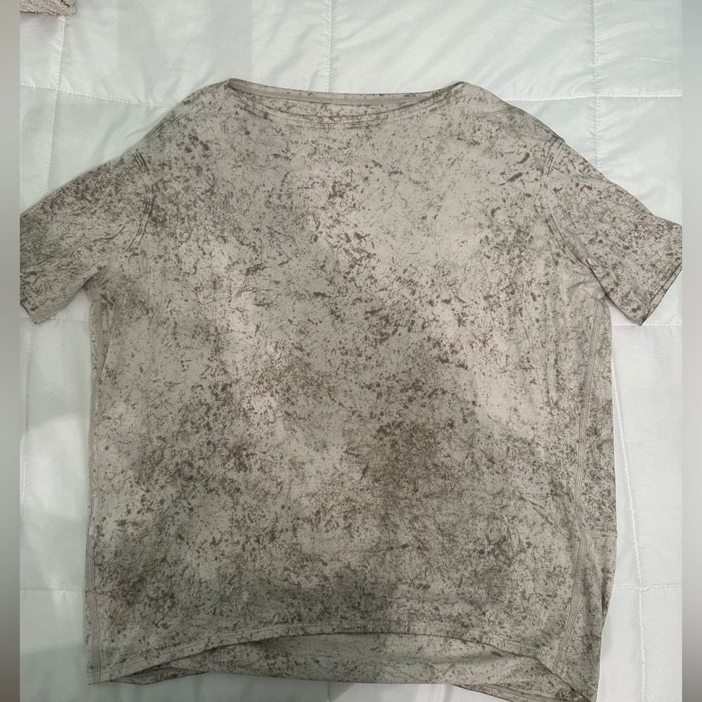 short sleeve back in action lululemon size 4 shirt!
